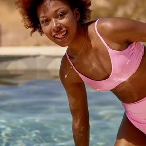 NWT Aerie Scoop Bikini Top